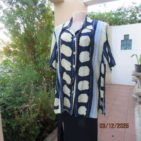 SCOTTS button down 80's navy-light blue-yellow pattern top in viscose. Size 40