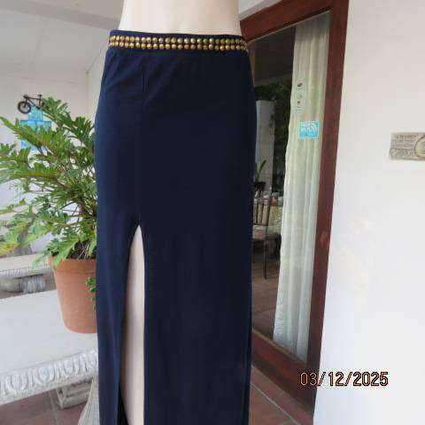 OLIVE de OLIVE navy poly-rayon stretch maxi skirt with high right front slit. Size 36