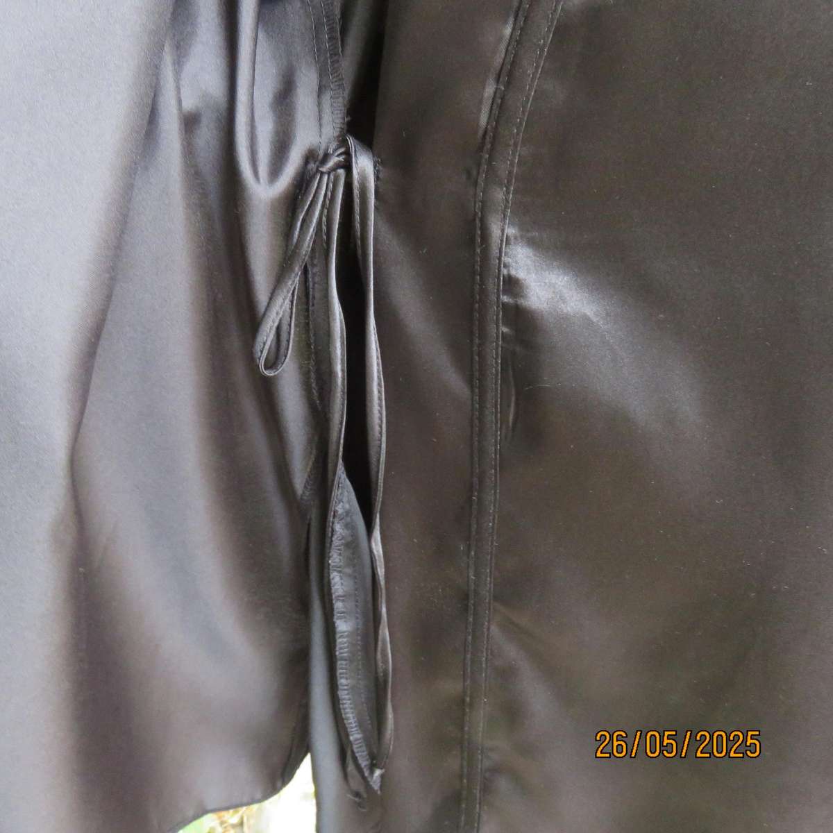 Black 2 pc satin polyester pajama set. Cropped pants-fold over top. Size 36-38