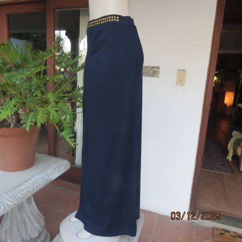 OLIVE de OLIVE navy poly-rayon stretch maxi skirt with high right front slit. Size 36