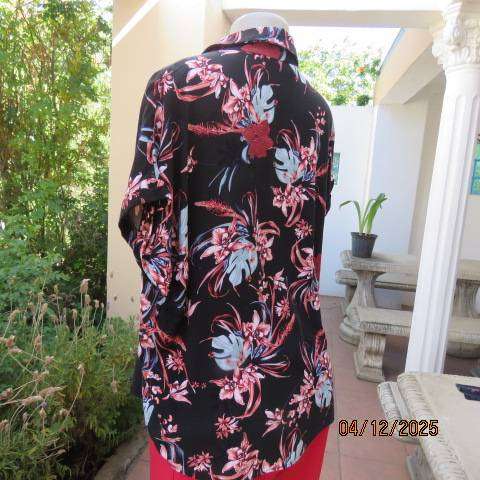 REAL  Basic black viscose slip over top with crimson-light blue print. Open collar. Size 42