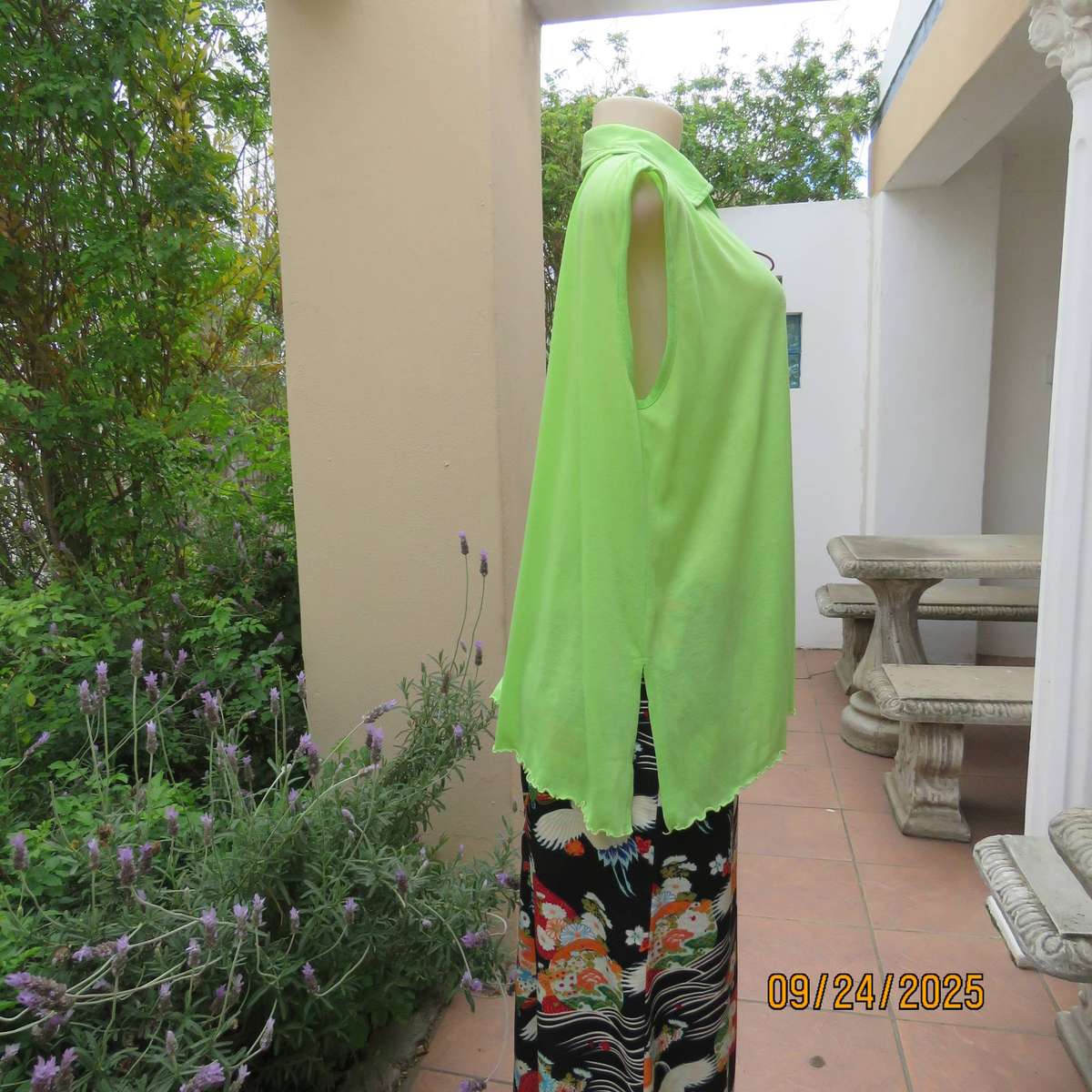 MAINE neon green loose sleeveless polycotton stretch top size 44