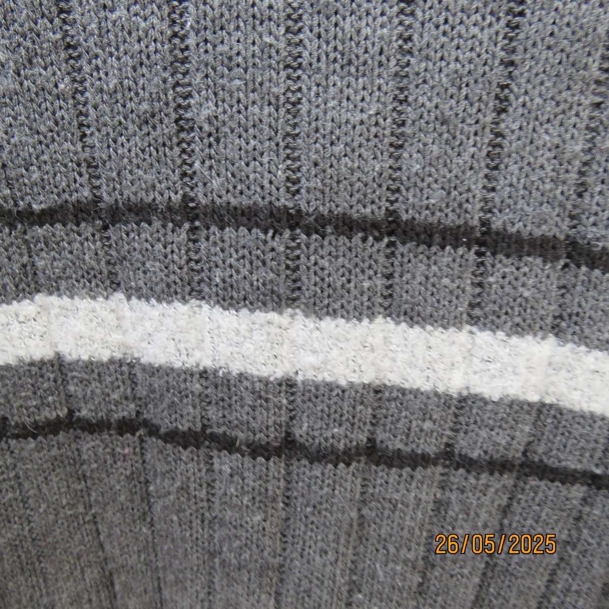 Men's STONE HARBOUR steel grey acrylic knit pullover sweater. Size Large.