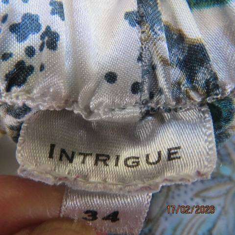 INTRIQUE light mint silky polyester pyjama pants with jade butterflies, size 34-10