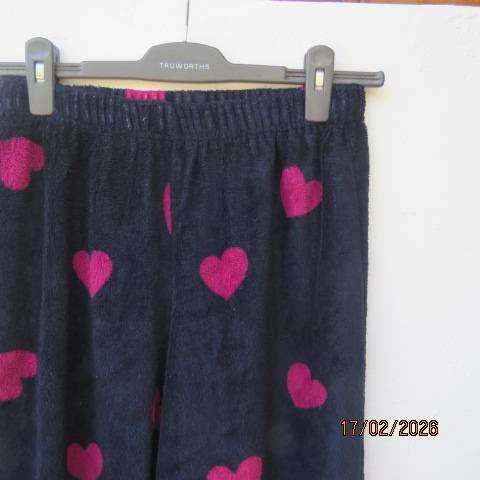 BE YOURSELF navy brushed polyester pyjama pants with dark pink hearts, size 34-10