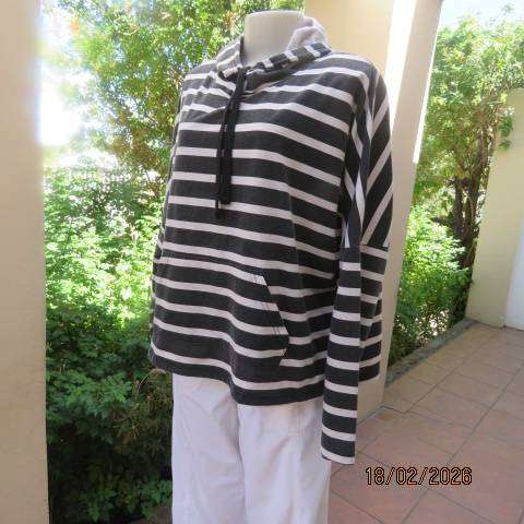 Active mottle black and cream horizontal striped long sleeve hooded top with drawstring, size 40-16