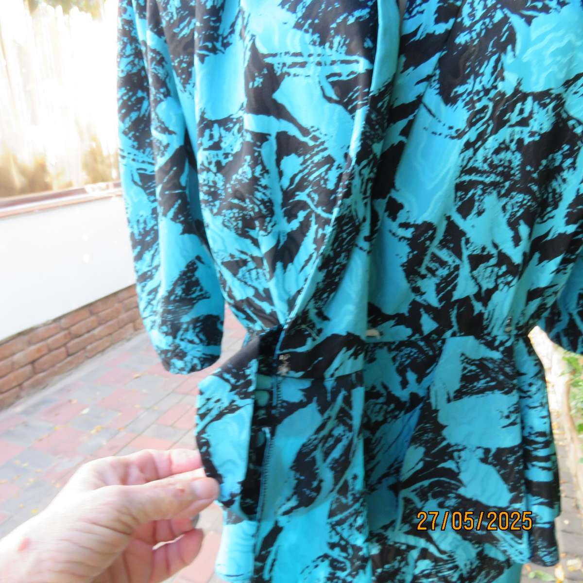 TRUWORTHS peplum style jade-black size 34 dress in embossed polyester. Vintage late 80's