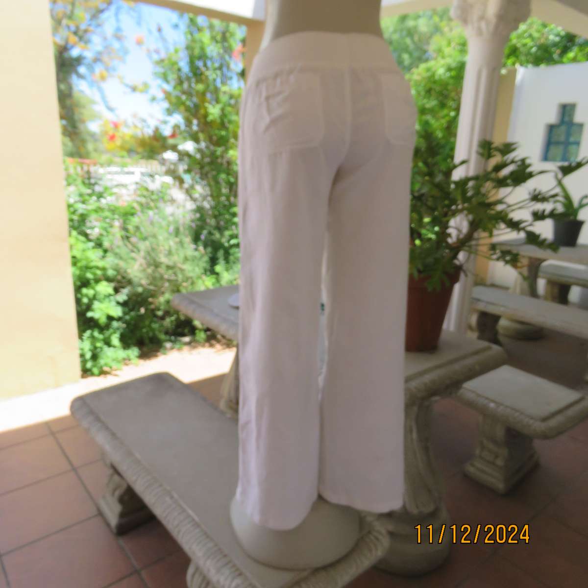 WOOLWORTHS linen-cotton blend white wide legged pants size 36.No stretch. Wide elasticated waist.