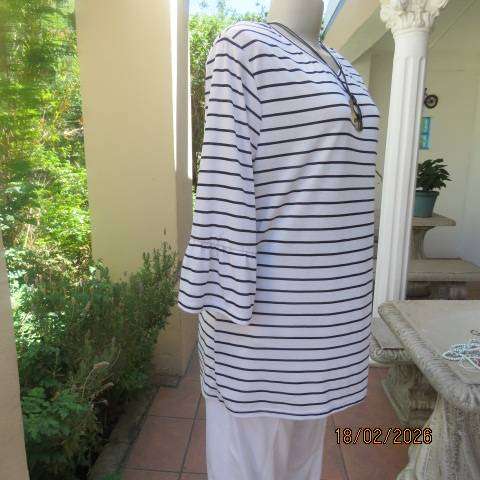 Striped slip-over top with bracelet length sleeves - Size 42-18