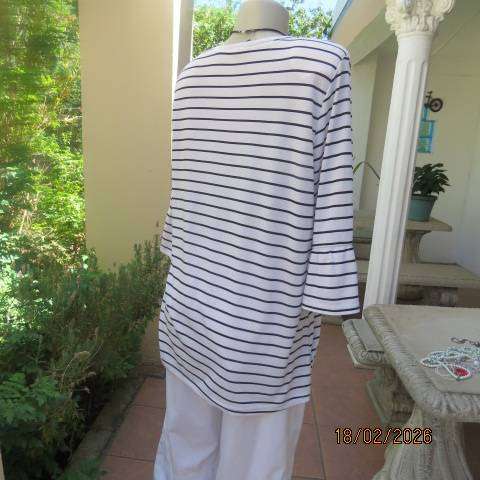 Striped slip-over top with bracelet length sleeves - Size 42-18