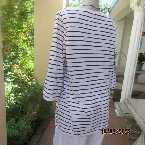 Striped slip-over top with bracelet length sleeves - Size 42-18