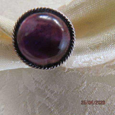 Silver 925 ladies ring with large round purple amethyst stone, size 9