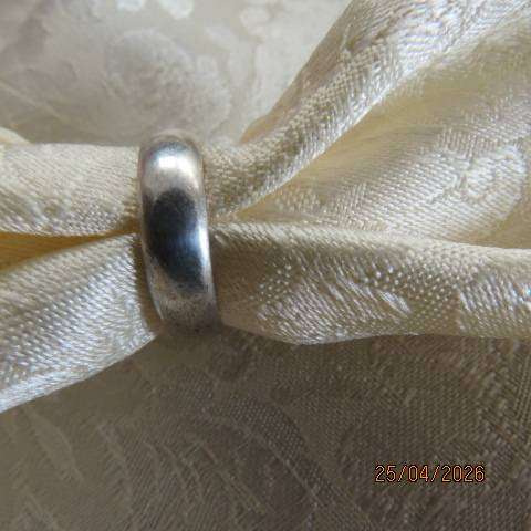 Heavy 925 Silver Ladies Ring with Purple Amethyst Oval Stone, Size 9.5