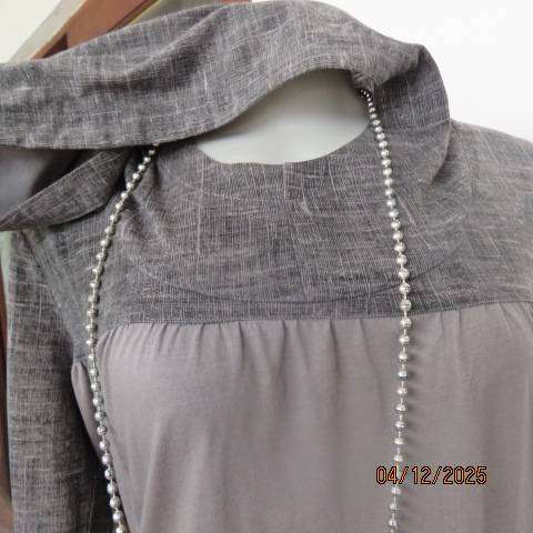 ECKO RED urban wear grey hooded slip over polycotton stretch long sleeve top. Size 34