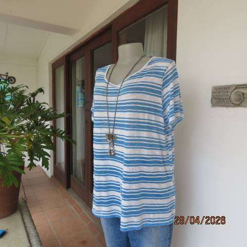 DONNA casual horizontal white and cornflower blue short sleeve top size 42