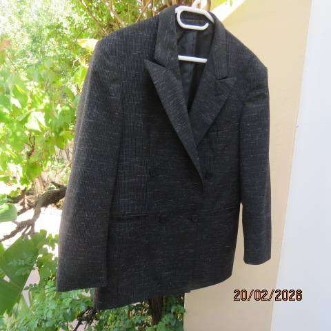 De Havilland men's black and white mottled double-breasted jacket, size 36