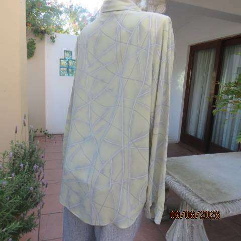 DONNA CLAIRE mint green long sleeve shirt with grey-white graphic print, size 42