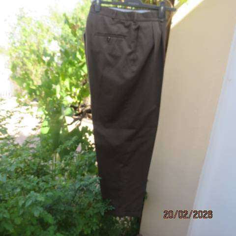 STATURE men's dark olive green polyester-viscose blend dress pants size 36
