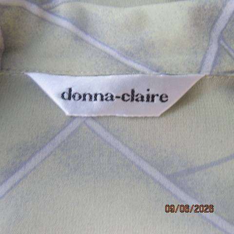 DONNA CLAIRE mint green long sleeve shirt with grey-white graphic print, size 42