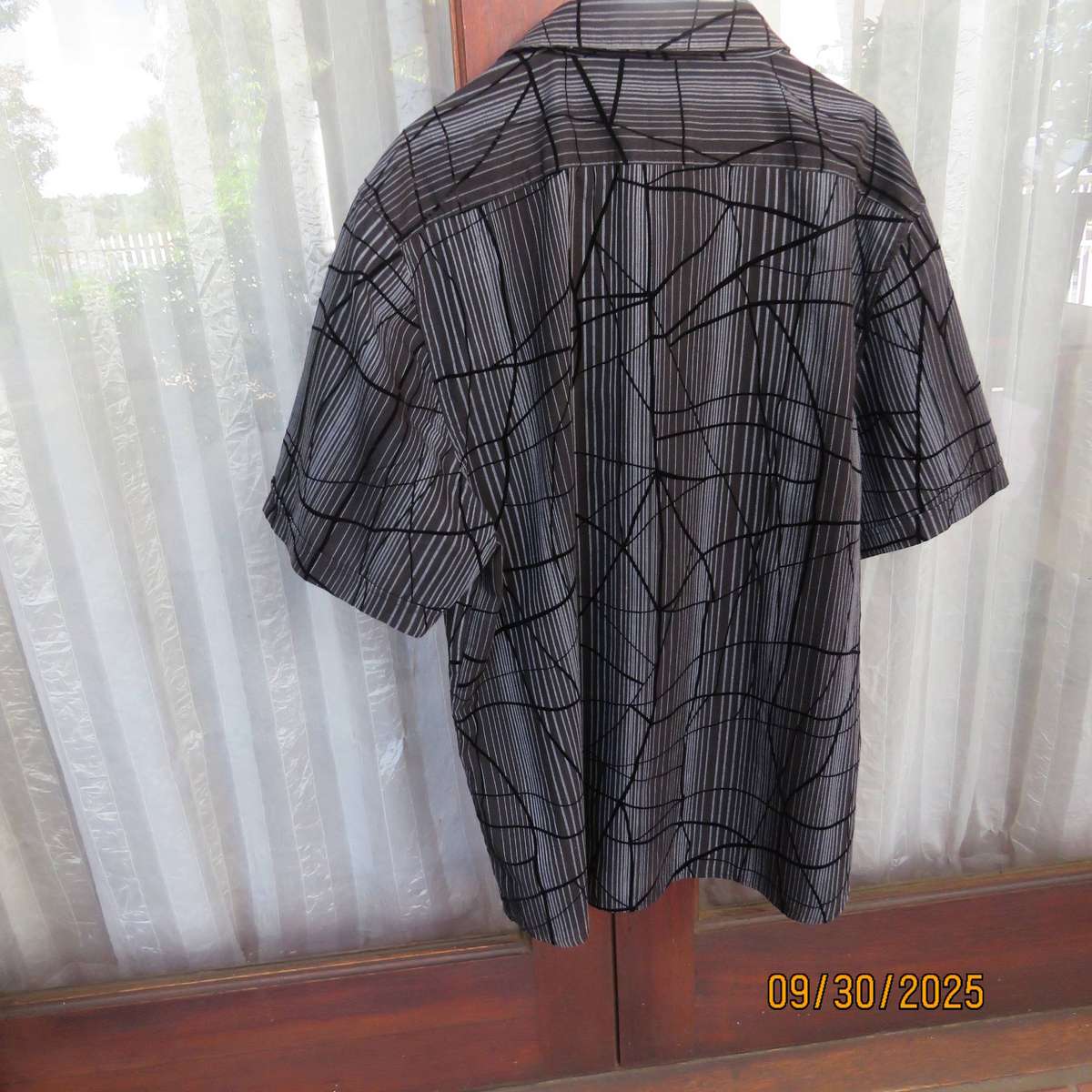 OCEAN ONE black polycotton short sleeve shirt with white stripes and black velvet lines, Size XXL