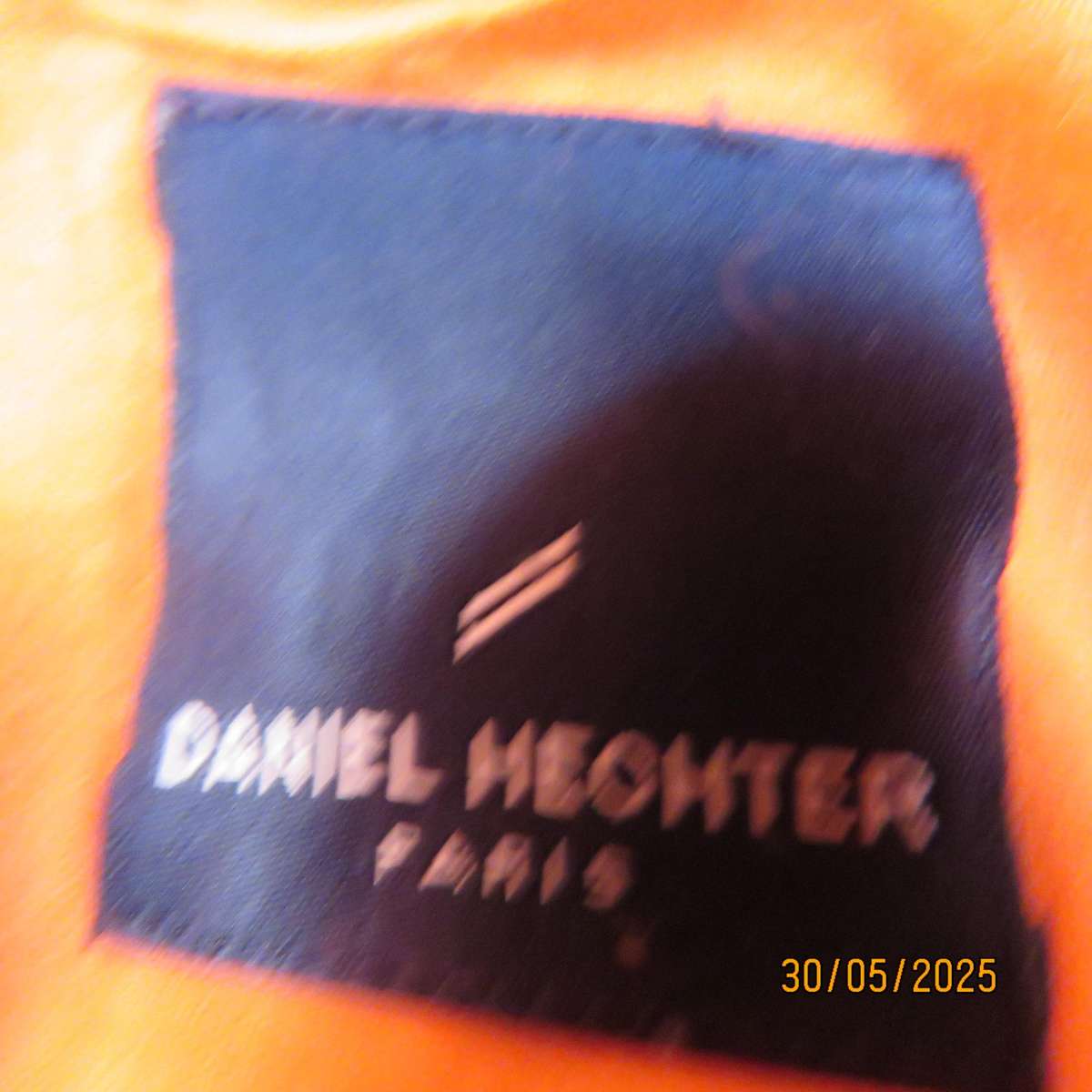 DANIEL HECHTER modern long sleeve embossed orange-blue striped shirt size Large.