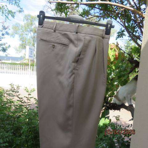 Woolworths men's dark beige pleated dress pants size 38 polyester-viscose blend