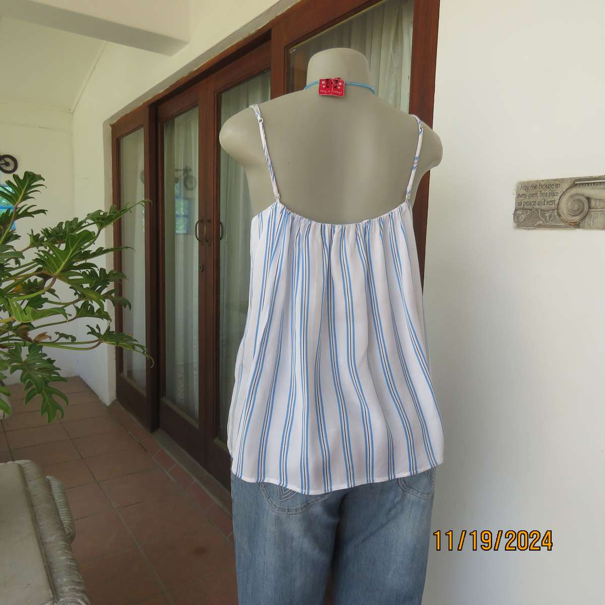 COUNTRY ROAD sexy strappy top in 100% silky viscose. Blue-black stripes. Size 38-40. As new cond.