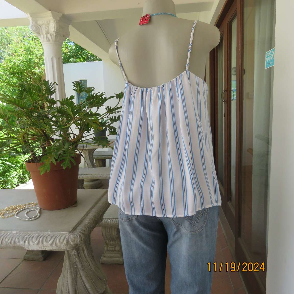 COUNTRY ROAD sexy strappy top in 100% silky viscose. Blue-black stripes. Size 38-40. As new cond.