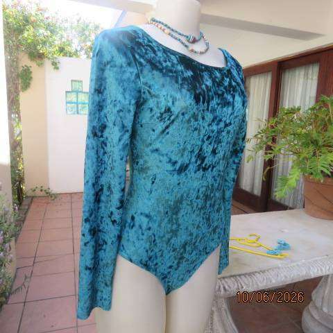 Deep Jade Velvet Polyester Long Sleeve Bodyshirt Size 34-36