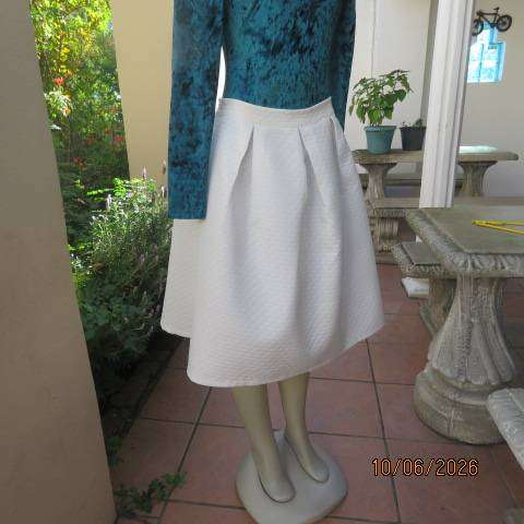 ASPINA white pleated midi skirt from Greece, size 34, polyester fabric with back zip