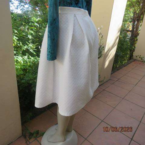 ASPINA white pleated midi skirt from Greece, size 34, polyester fabric with back zip