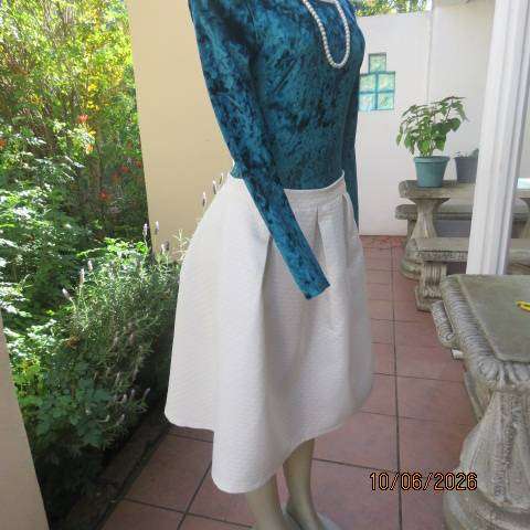 ASPINA white pleated midi skirt from Greece, size 34, polyester fabric with back zip