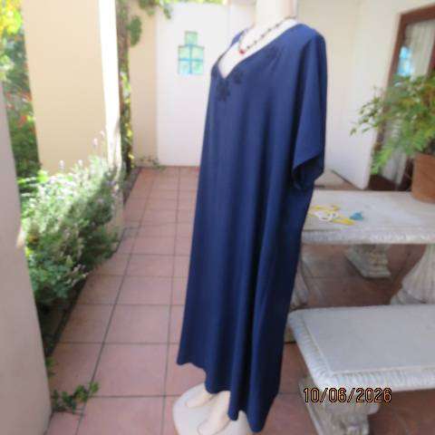 Navy maxi slip-over dress with lace detail, viscose-polyester blend, size 48