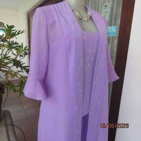 HELENA Paris lilac 3-piece formal outfit with pants, cami & embellished coat size 38