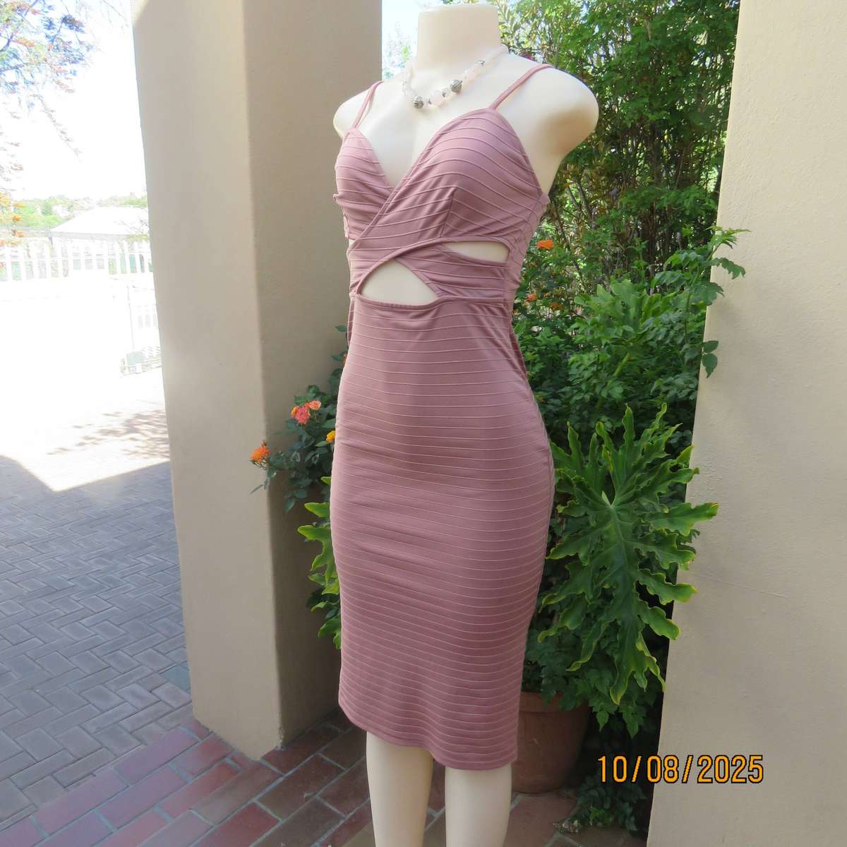 MISS L dusty pink corded stretch polyester strappy bodycon dress size 30