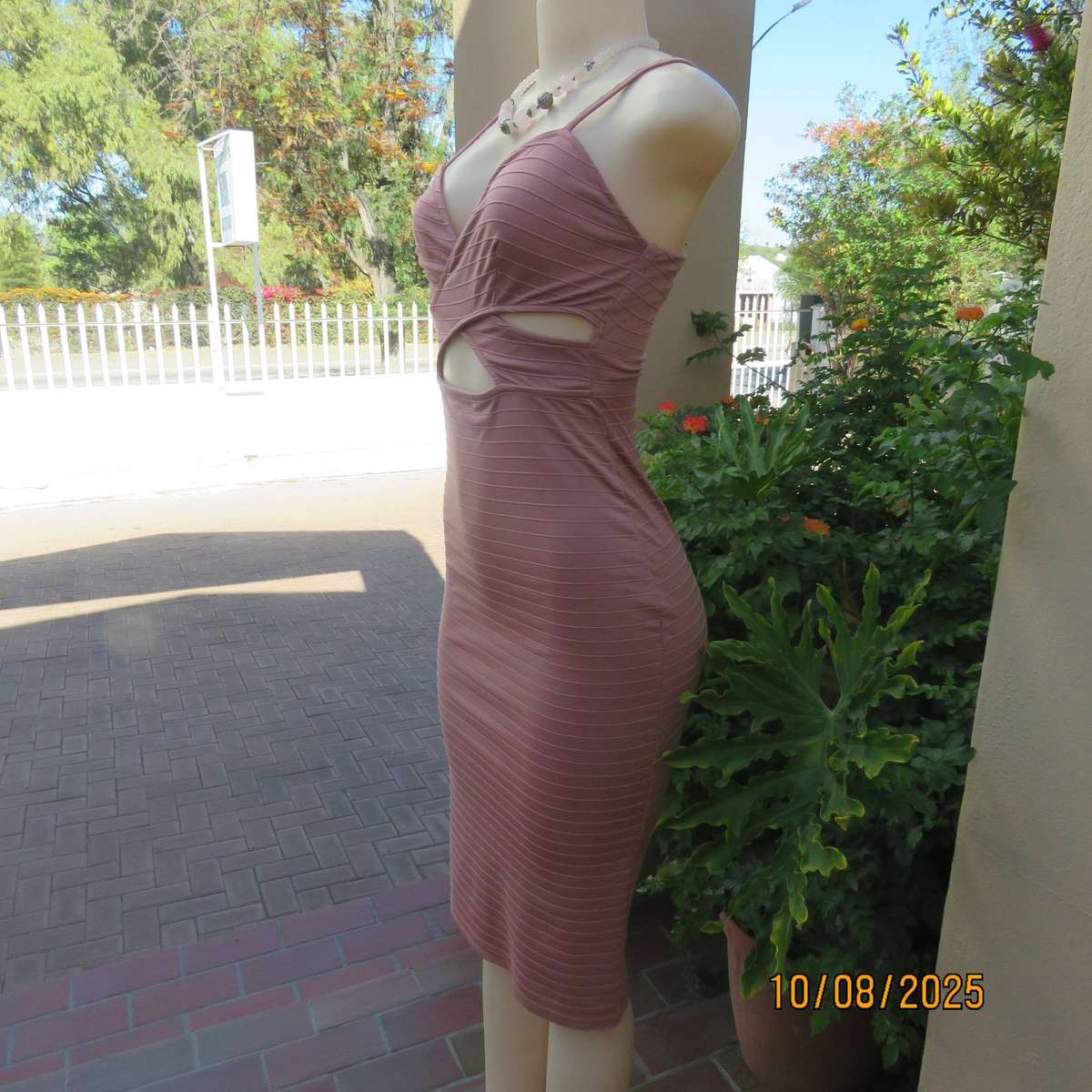 MISS L dusty pink corded stretch polyester strappy bodycon dress size 30
