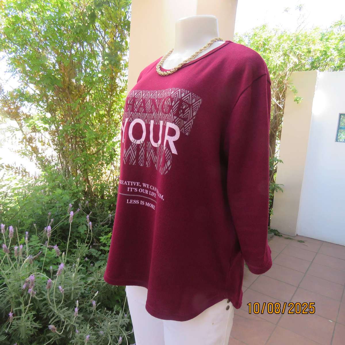 ATMOSPHERE maroon slip over stretch knitted top with logo. Elbow sleeves. Size 40 -42