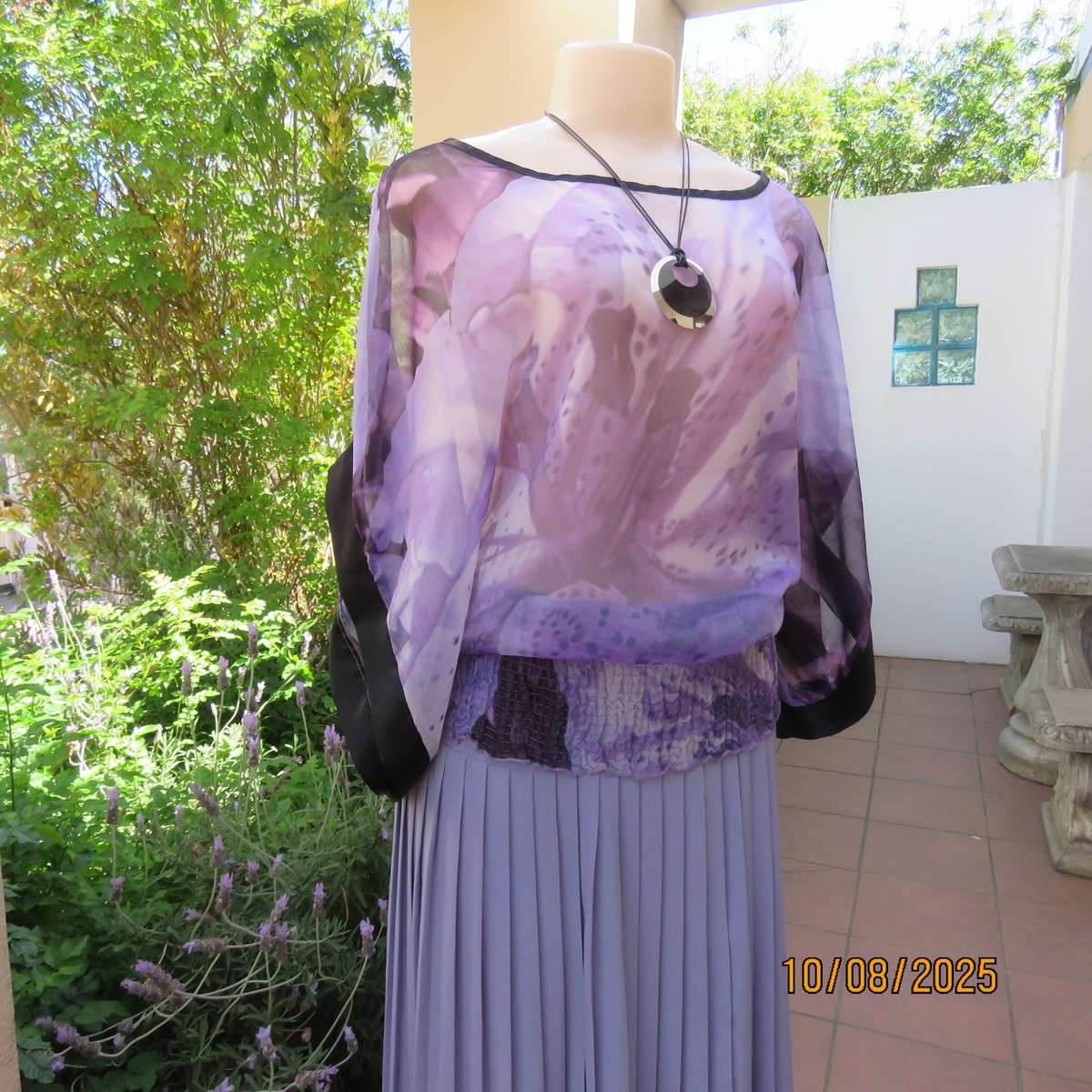 TRUWORTHS Glamour slip our polyester-nylon shiny top in shades of purple. Size 40
