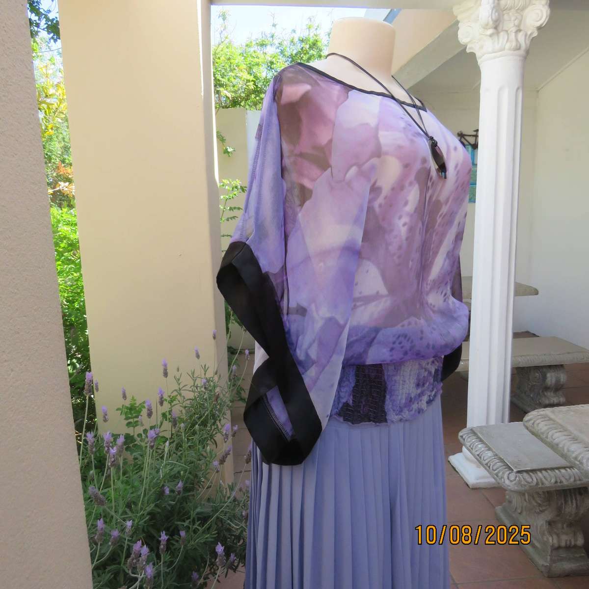 TRUWORTHS Glamour slip our polyester-nylon shiny top in shades of purple. Size 40