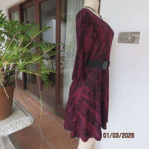 MILADYS maroon polyester stretch dress with black baroque print, size 36