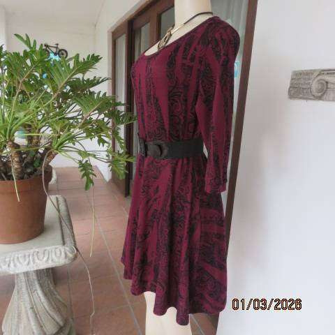 MILADYS maroon polyester stretch dress with black baroque print, size 36