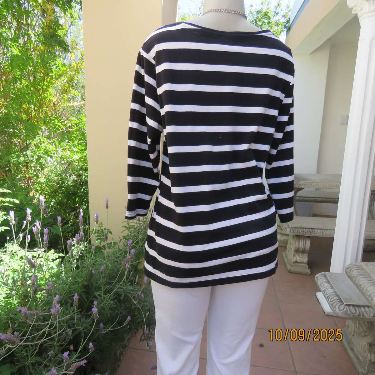 JANINA stretch cotton black-white horizontal striped slip over top size 42 -44.