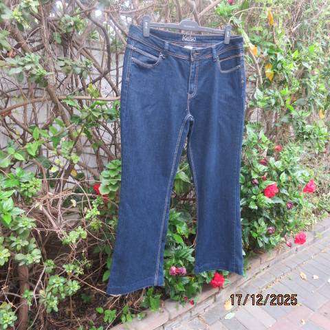 KELSO blue denim polycotton stretch jeans size 40.