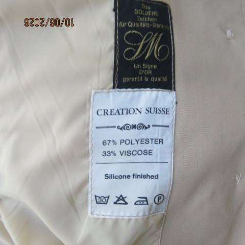 Un Signe D'OR beige trench coat - Size 34, Swiss design, button front, open collar