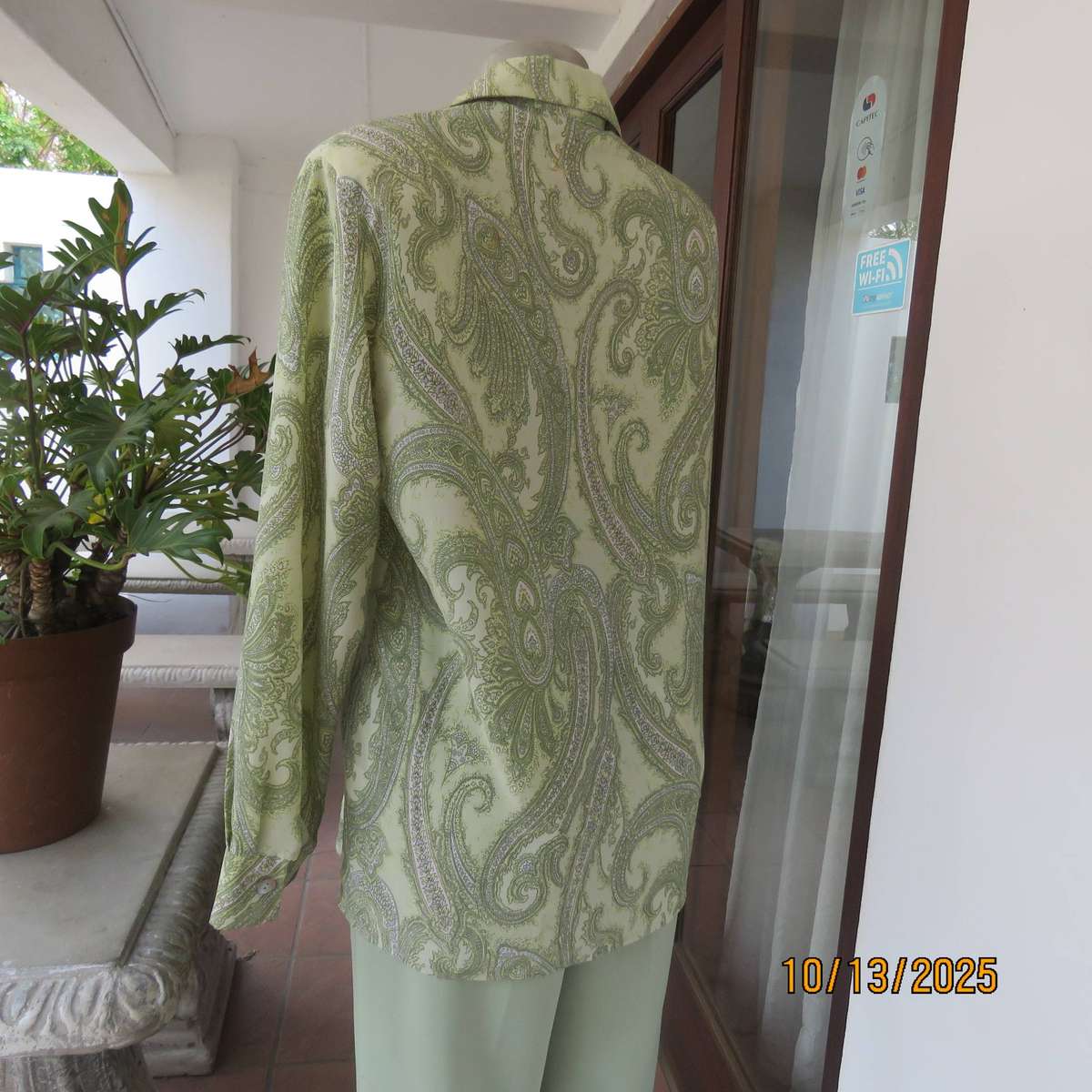 CONTRADICT mint green polyester long sleeve top with darker paisley print in size 40