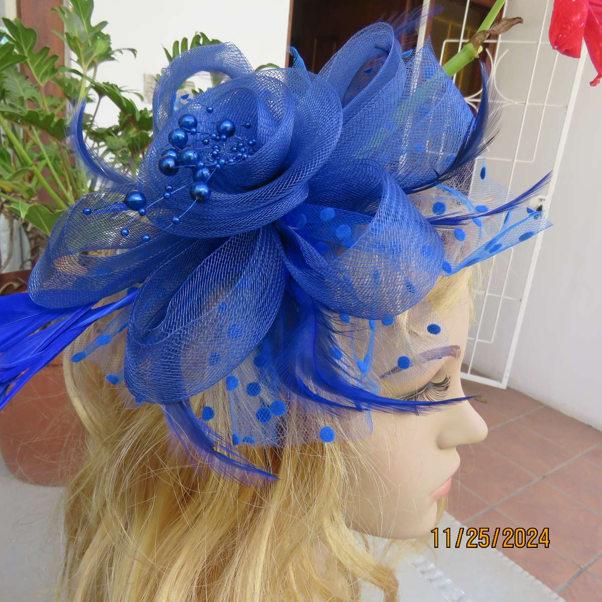 Stunning royal blue mesh flower-feather-beads fascinator with hairclip and satin alice band. New .