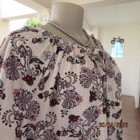 MILADYS soft warm slip-over long sleeve top with bo-ho print, size 46