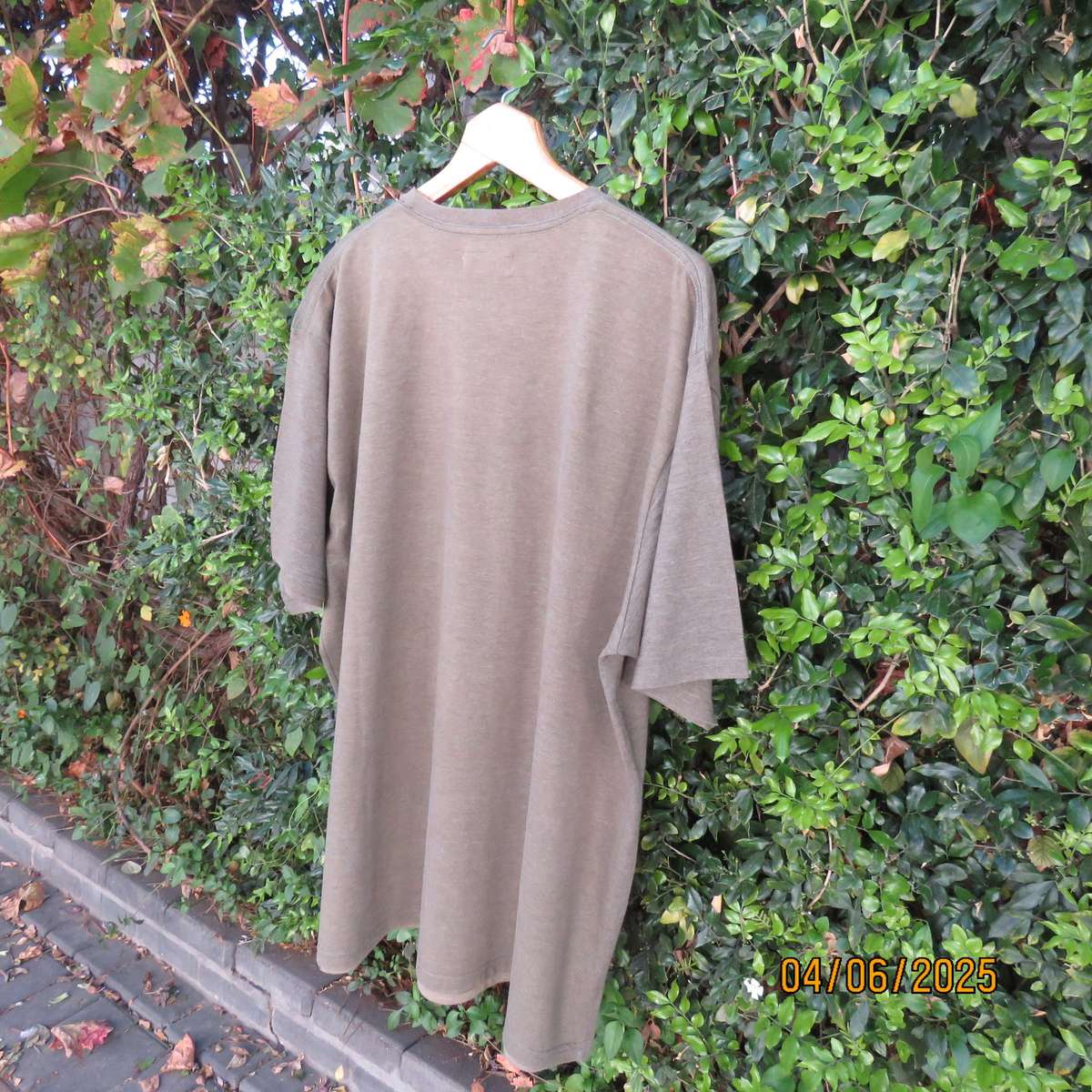 JEEP olive green-cream mottled short sleeve T shirt size 3XL