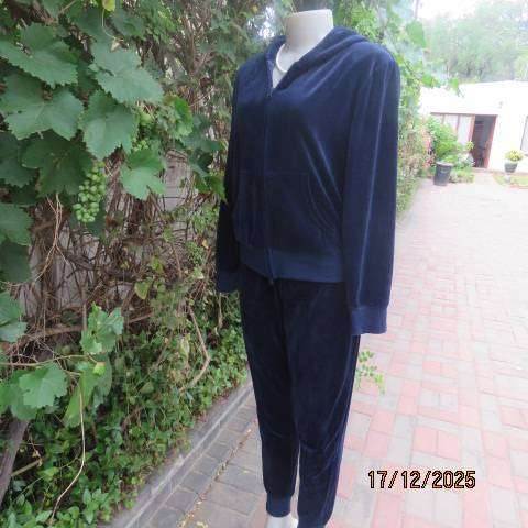 Navy velvet stretch 2 pc pants and hooded zip-up jacket in size 36.