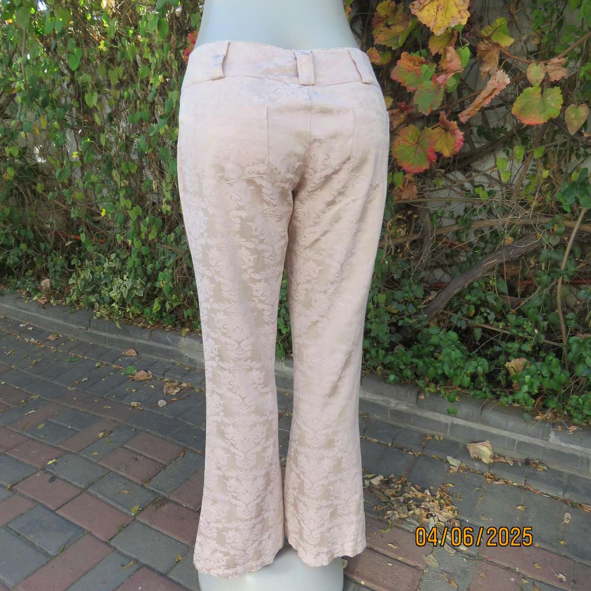 ANCIENT SPIRIT embossed wheat colour stretch polycotton bootcut pants. Size 36